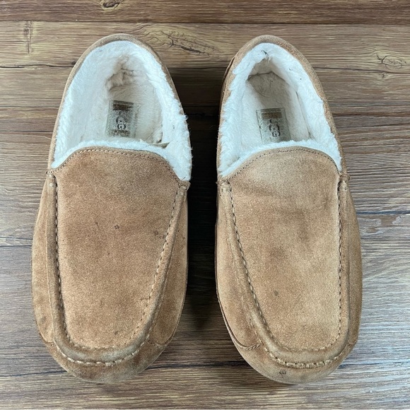 UGG Ascot Brown Suede Slippers Loafers Slip-Ons Men’s Size 11 EEE Shoes - Picture 2 of 10